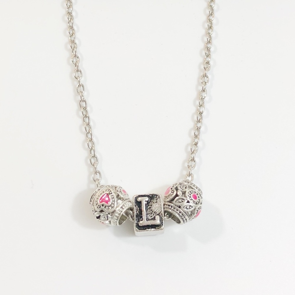 Letter “L” 2 Heart Beads Color Silver NWT - Picture 2 of 4